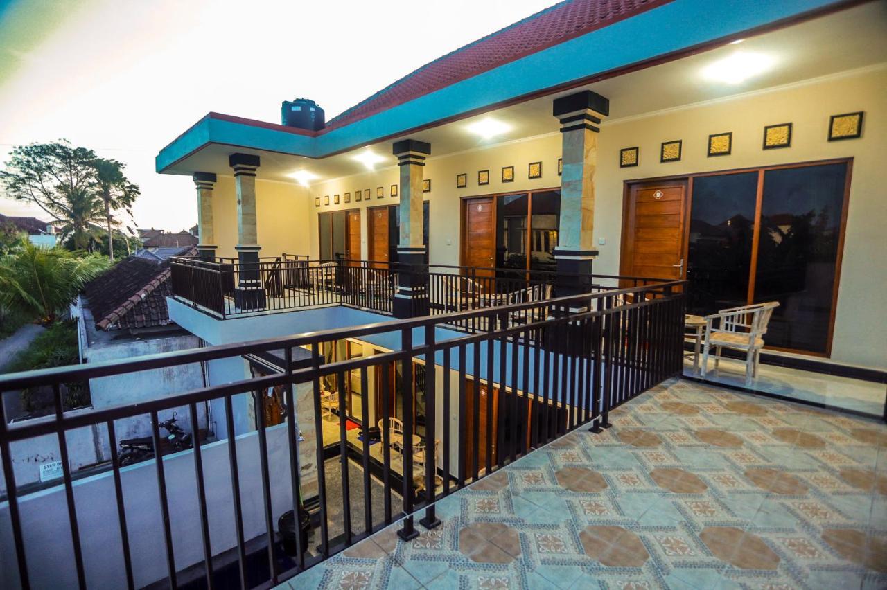 Star Bali Guest House Canggu Buitenkant foto