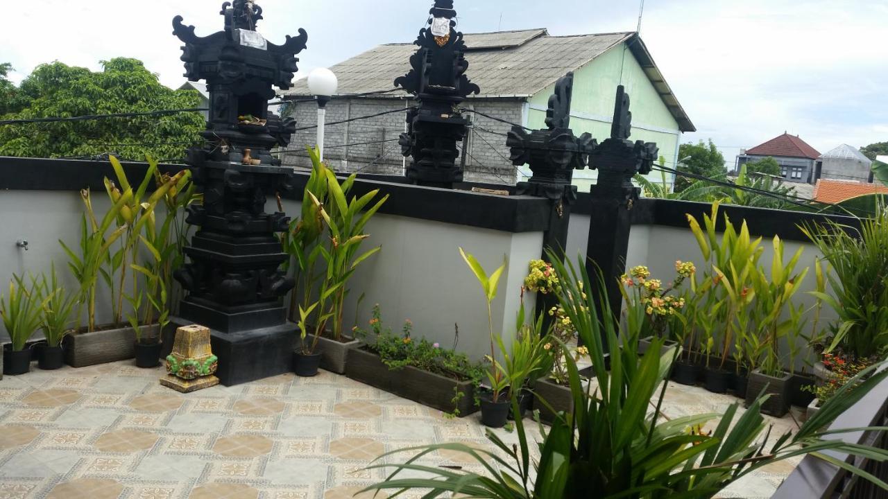 Star Bali Guest House Canggu Buitenkant foto